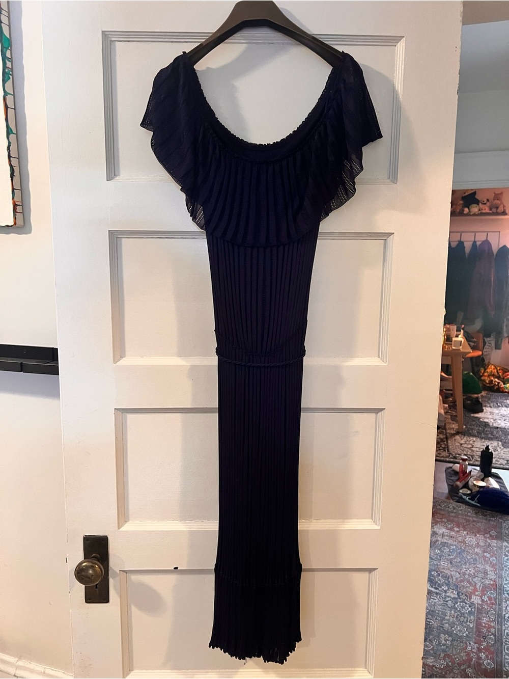 Gucci Dark Navy Ribbed Knit Top with Scalloped Neck - Picture 8 of 12